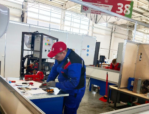  VII     (WorldSkills Russia)