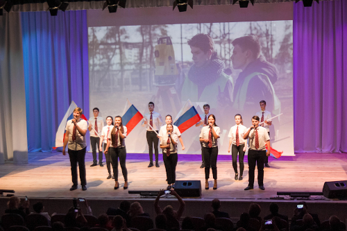  V      (WorldSkillsRussia) 2019.
